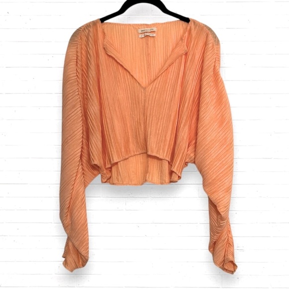 URBAN OUTFITTERS Plisse Orange Peach Long Sleeve Cropped Oversized V-Neck Top S - Picture 1 of 2
